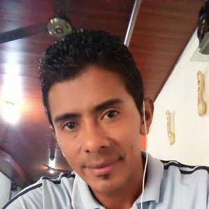 Edwin Jose Flores Latino