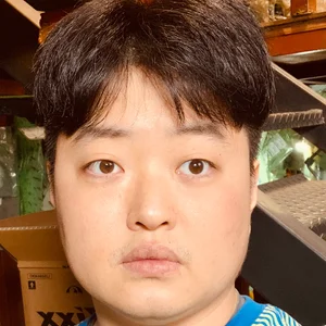 Yunho Yang