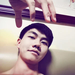 Ningqing He