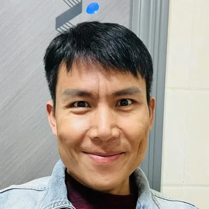 Jianghong Niu