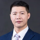 Hailong Luo