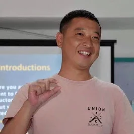 Yang Yi