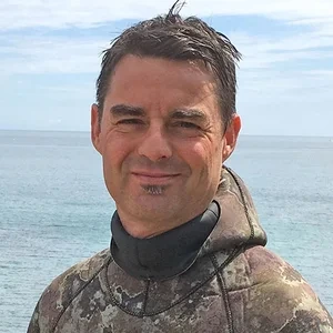 Giles MacLeay