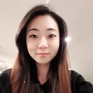 Yuna Lee