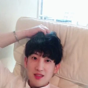 Young Hoon Jung(One)