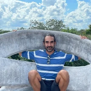 Victor MacIas