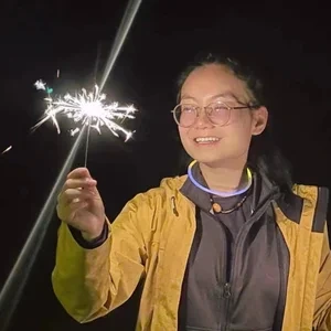 Yifei Chen