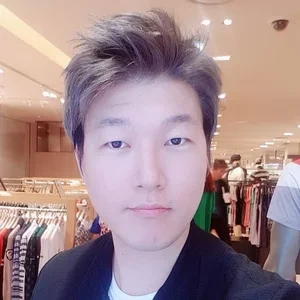 Suin Lee