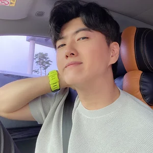 Junghwan Shin