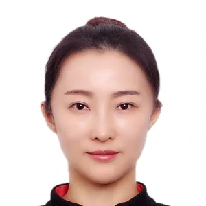 Elizabeth Li(雪卿）