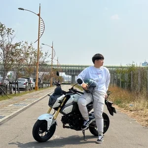 Kowei Hsiao