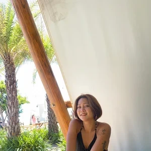 Vania Yang