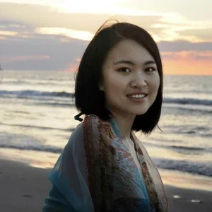 Benben Zhang ( Lisa Zhang )