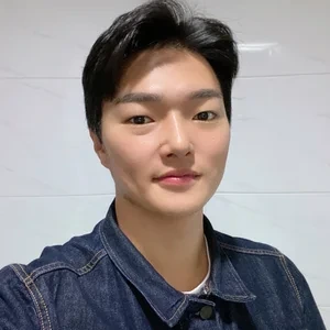 Kyungbin Lee