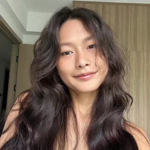 Yuxin Song