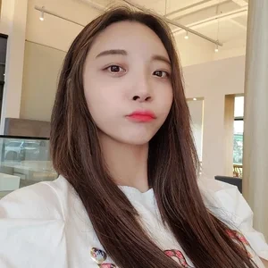 Shin Eunchong