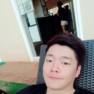 Hojun Lee