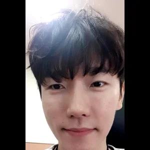 Dongsub Hong