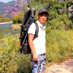 Jinyong Zhu