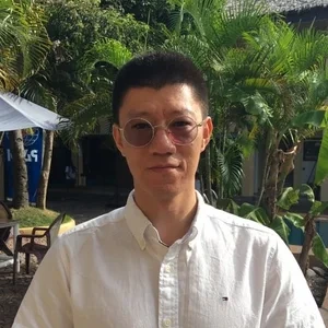 Hongji Yan
