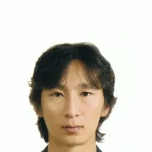 Kun-Young Lee