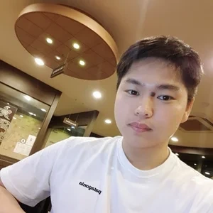 Hunyoung(Hyra) Ra