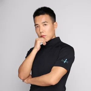 Yue Liu