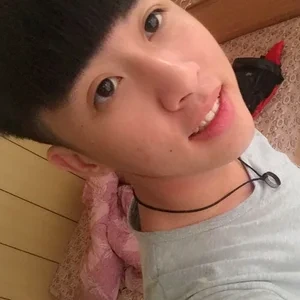 Huang Wei-Ran